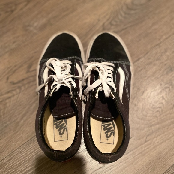 Women’s Vans - Picture 3 of 7